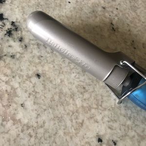Babyliss Pro titanium curling iron 1.5